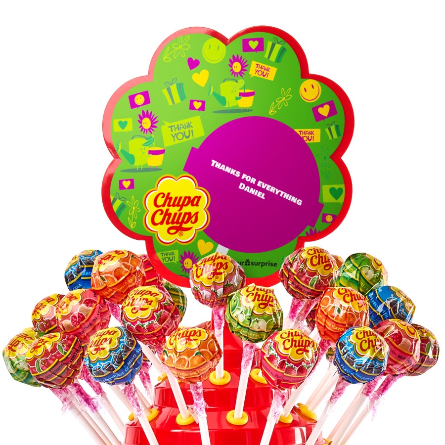 A Chupa Chups lollipop tower with a personalized flower-shaped card printed with the message Thanks for Everything Daniel. Who will you surprise with a tower of Chupa Chups lollipops?